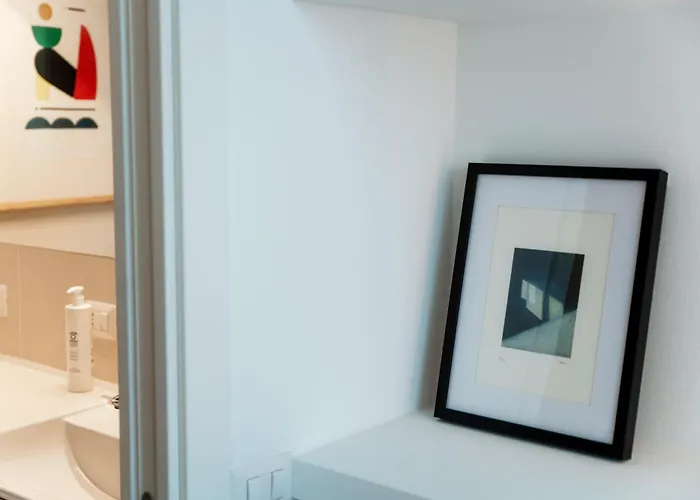 Apartament Infinito - By Myhomeincomo *