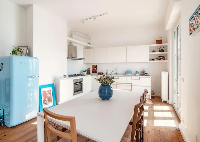 Apartament Infinito - By Myhomeincomo