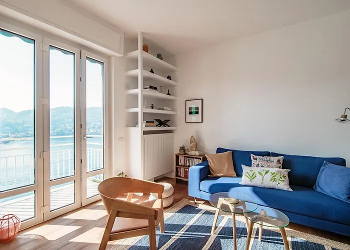 Apartament Infinito - By Myhomeincomo Como