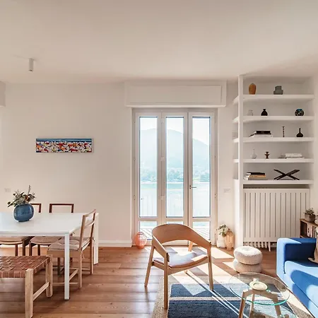 Appartement Infinito - By Myhomeincomo Como